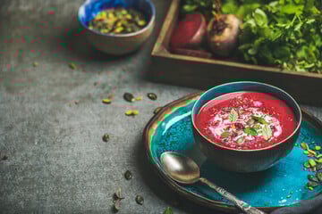 Rote Bete Suppe: Dieses einfache Rezept erobert jeden Gaumen!