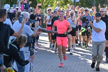 Berlin: Berlinerin will 495 Marathons in 495 Tagen laufen: Das ist ihre größte Angst