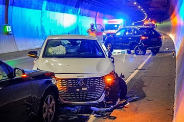 Tunnelunfall in Stuttgart: Sechs Verletzte bei Frontalcrash