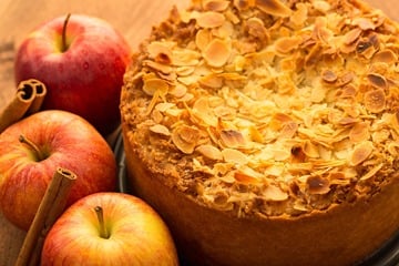 Bratapfelkuchen: Saftig und perfekt für die Weihnachtszeit
