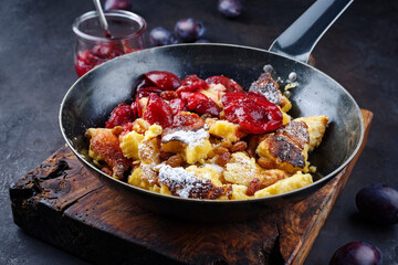 Kaiserschmarrn nach Originalrezept: Wunderbar fluffig und schnell zubereitet
