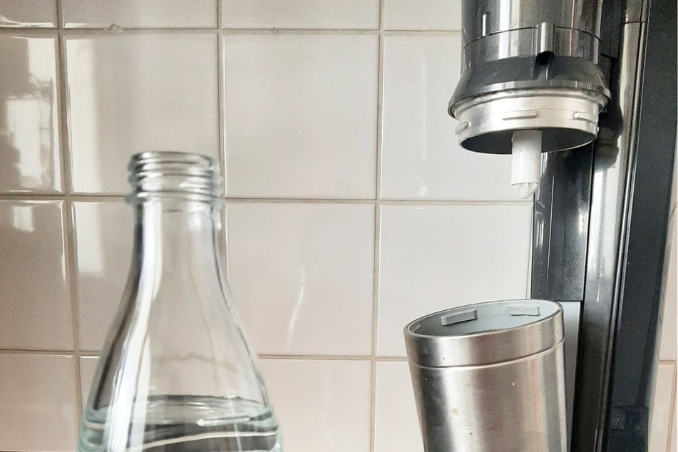 SodaStream reinigen: So werden Sprudler und Flaschen wieder richtig sauber