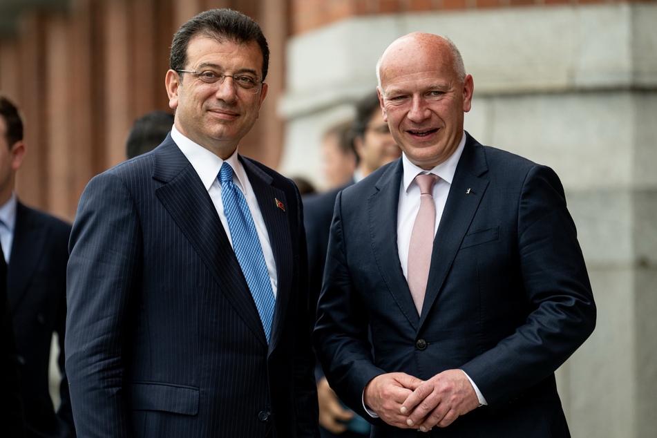 Im Juni vergangenen Jahres kam Ekrem Imamoglu (53), Bürgermeisters von Istanbul, zu seinem Berliner Amtskollegen Kai Wegner (52, CDU, r.) ins Rote Rathaus.