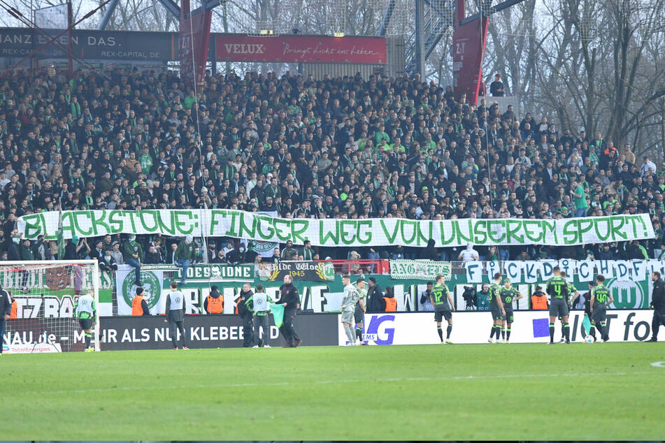 Erster Erfolg für Bundesliga-Proteste: Möglicher Investor zieht sich zurück!
