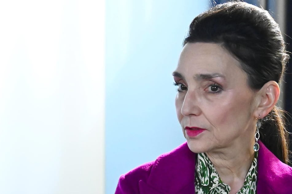 Alles was zählt: Alle geschockt! Simone plötzlich wieder mittendrin
