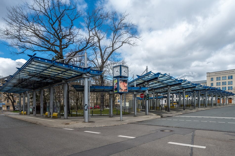 Aktuell befinden sich die Fernbushaltestellen am Omnibusbahnhof in der Straße der Nationen.