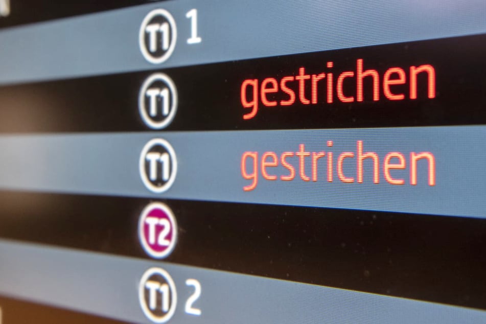 Starker Schneefall! Flüge vom BER gestrichen