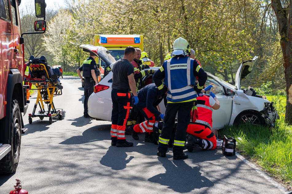 Die Rettungskräfte kümmerten sich um die Verletzten.