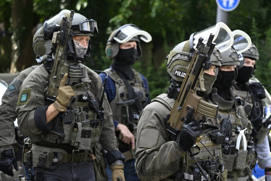 SEK-Einsatz im Norden: Mann drohte mit Bombenanschlag auf NATO-Übung!