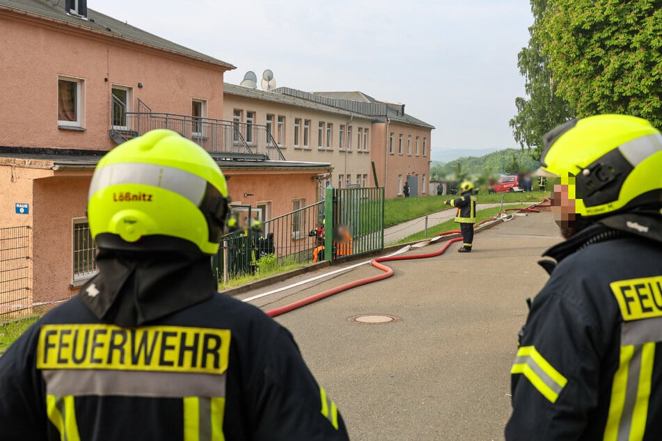 Feuerwehreinsatz im Erzgebirge: Akku in Flammen