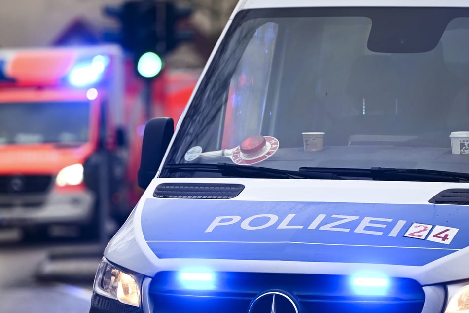 Berlin: Autofahrerin will Frau vor Prügel-Partner retten: Dann sticht er zu!