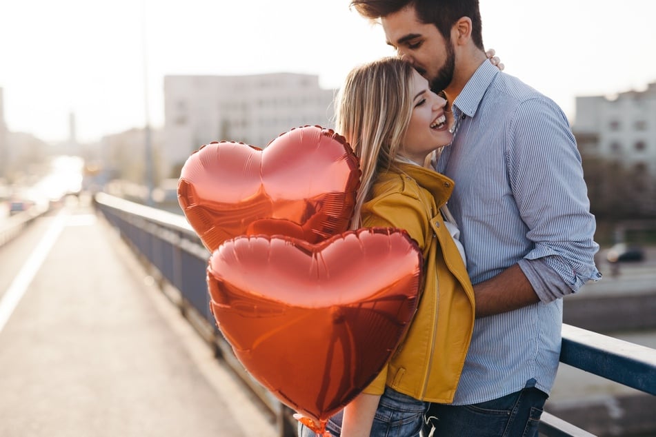 Romantische Gesten: 7 Tipps für den Beziehungsalltag
