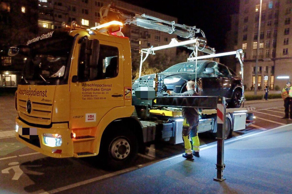 Berlin: Teenie am Steuer: Polizei zieht Schrott-BMW aus dem Verkehr - mehr technische Mängel gehen kaum