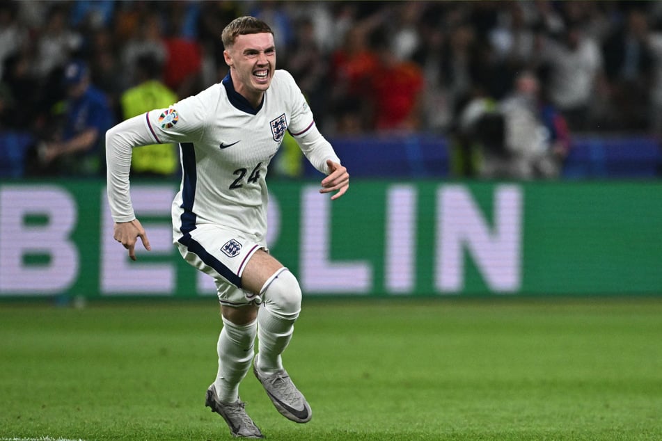 Cole Palmer hält die Three Lions mit seinem Ausgleich am Leben.