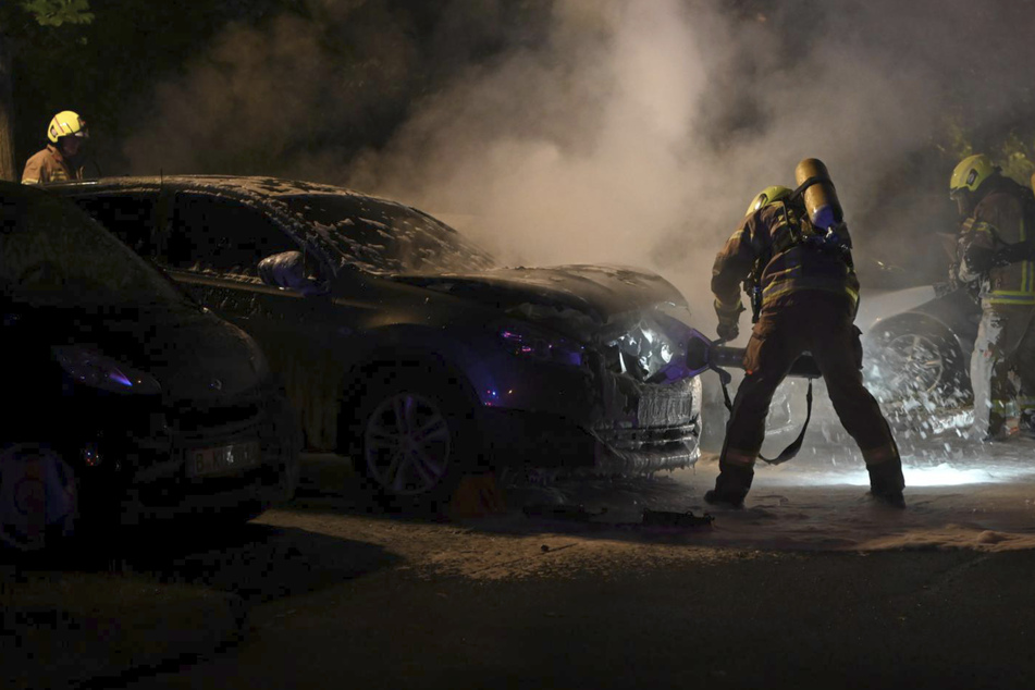 Berlin: Feuerteufel treibt sein Unwesen in Berlin-Marzahn