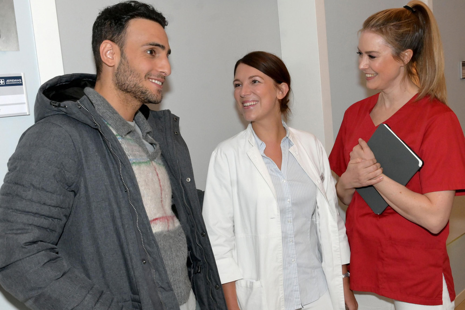 Noch herrscht bei Lilly (M.) und Nihat (l.) gute Stimmung.