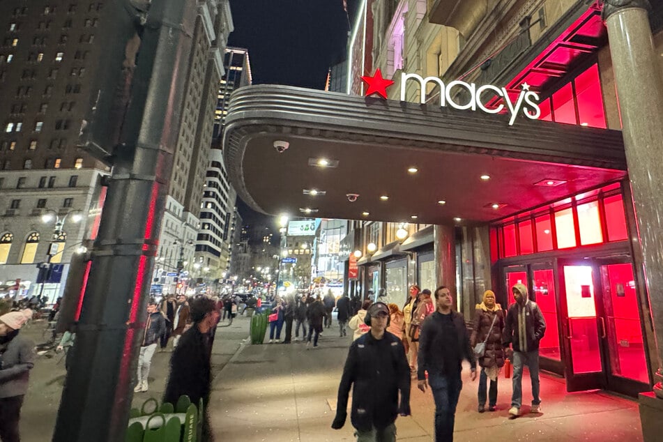 Macy’s Just Went Into Full Clearance Mode: Find low prices on Friday, May 16