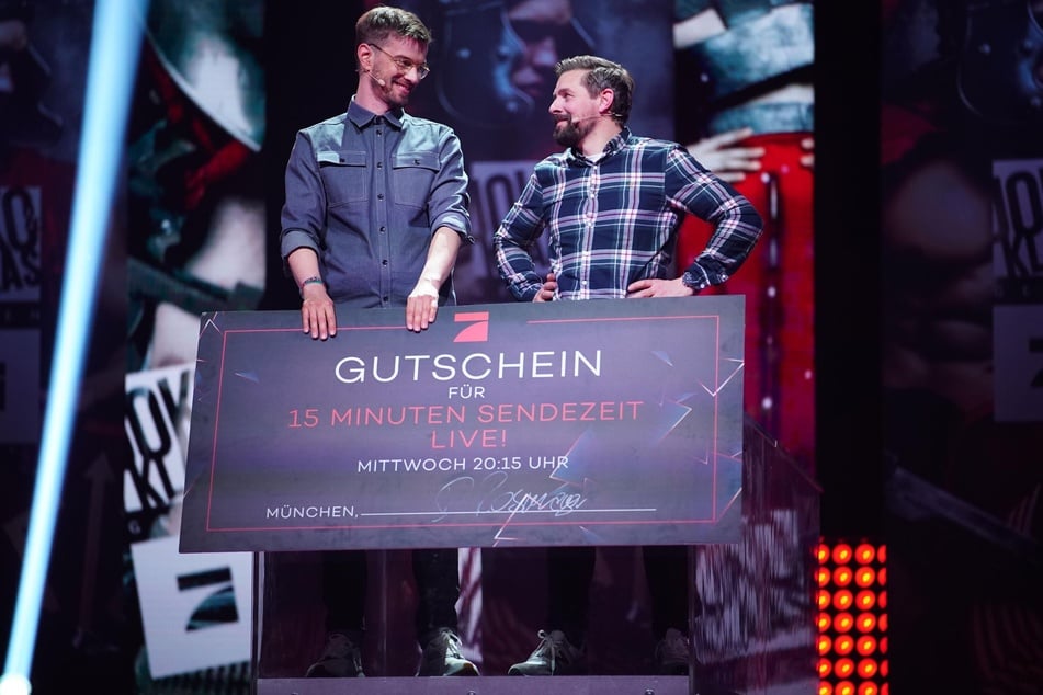Joko Winterscheidt (46, l.) und Klaas Heufer-Umlauf (41) durften über 15 Minuten Sendezeit verfügen.