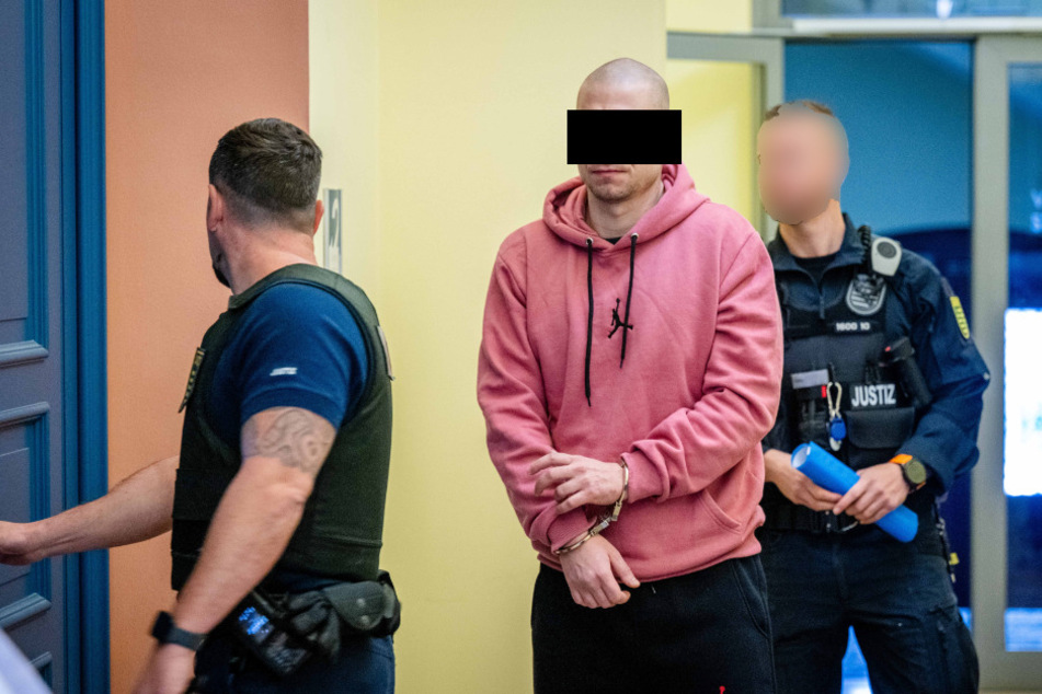 Sufffahrer Robert S. (36) befindet sich bereits in U-Haft.