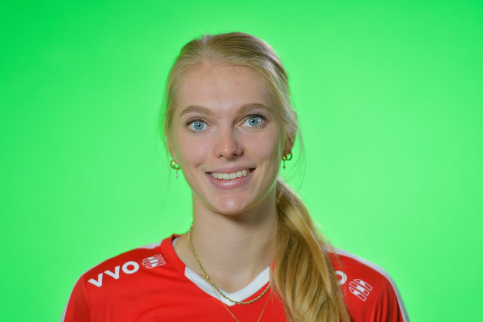 Linda Bock (22).