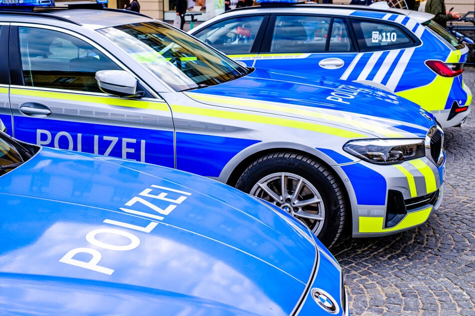 Gruppen geraten aneinander: Mehrere Männer durch Messerstiche verletzt