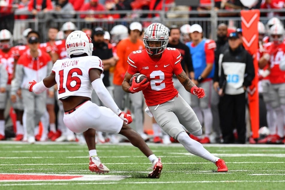 What's the latest on the College Football circuit?