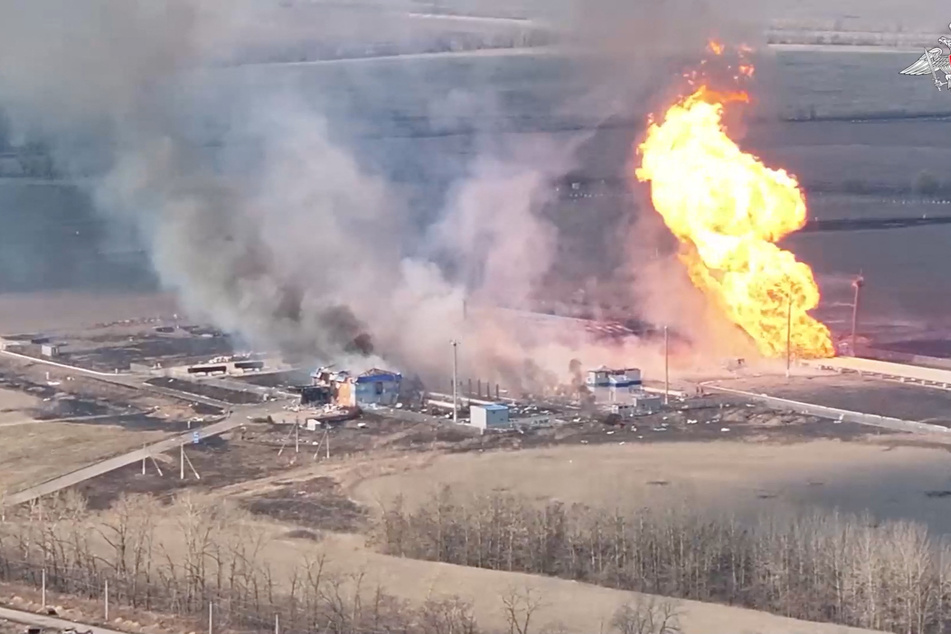 Russia complains to US as it strikes Ukrainian power grid again despite supposed truce