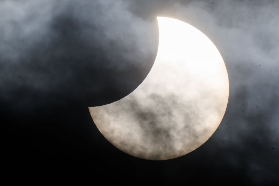 Sonnenfinsternis: Sonnenfinsternis über Berlin und Brandenburg: Hier ist das Spektakel zu sehen