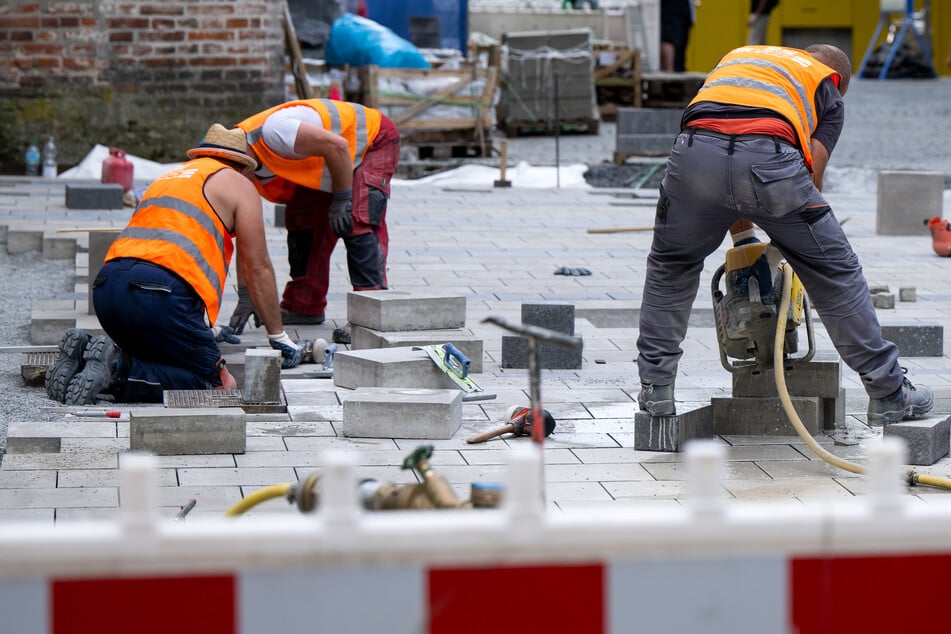 Bauarbeiten im Leipziger Süden: Ausbau von Bushaltestelle verursacht Vollsperrung