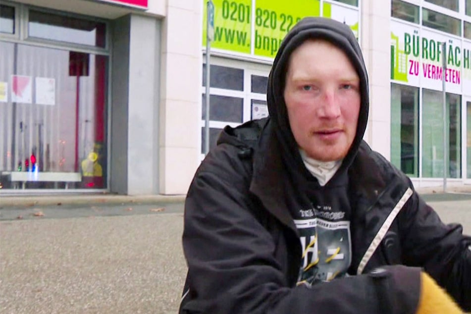 Junkie Jan "ballert" das erste Mal seit fast zwei Jahren - und schiebt sofort fiese Paranoia