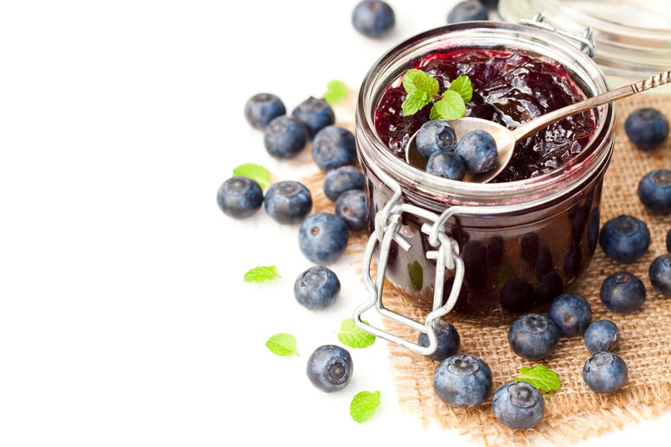 Heidelbeermarmelade Rezept: Blaubeerglück im Glas, wie von Oma